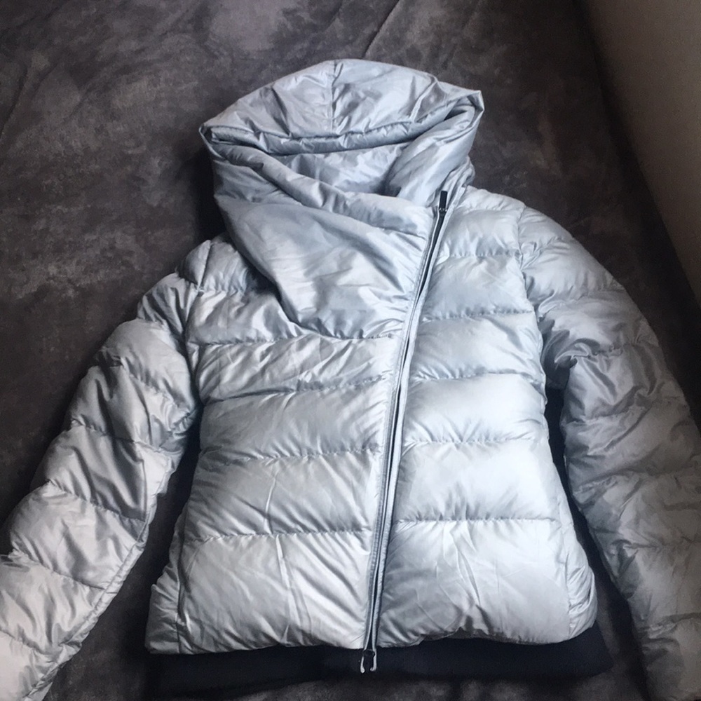 Nike puffer jacket